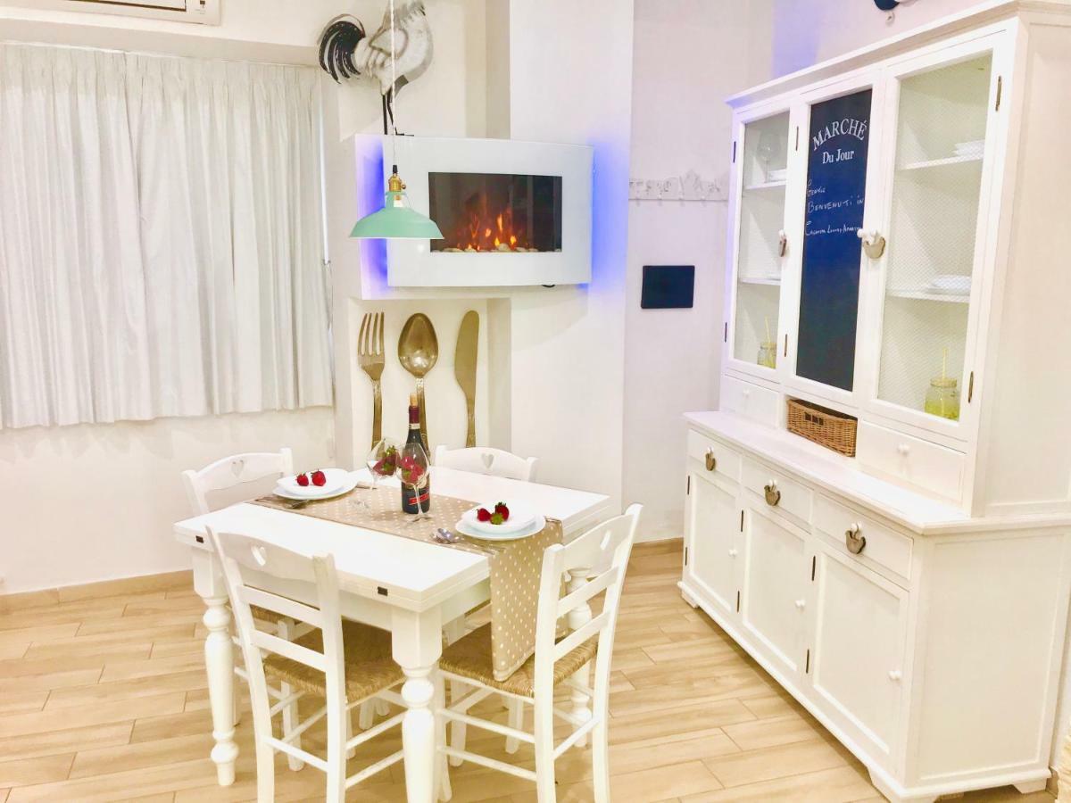 Casanova - Luxury Apartment 비보발렌티아 외부 사진